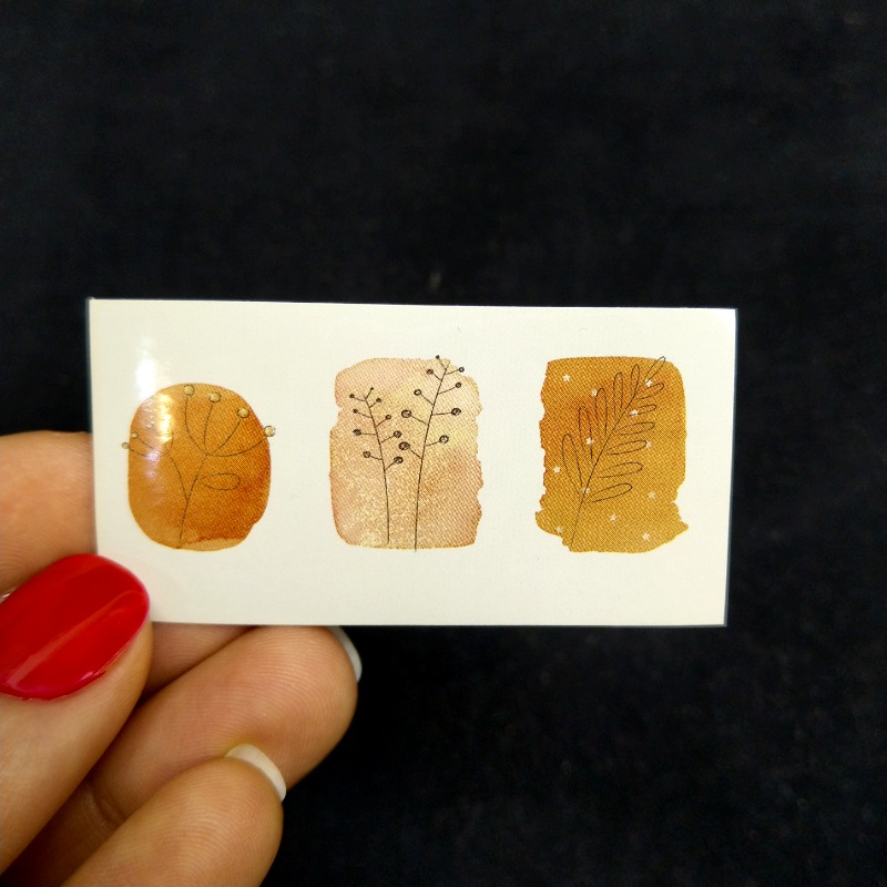 کد 53: برچسب سلفون براق سایز 6* 3 تعداد 30 عدد