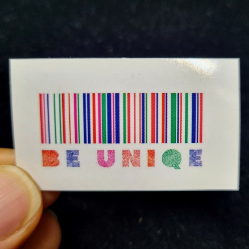 کد 62: برچسب سلفون براق سایز 5*3 تعداد 30 عدد