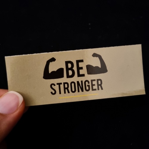 کد 65: برچسب سلفون براق سایز 8*3 تعداد 20 عدد